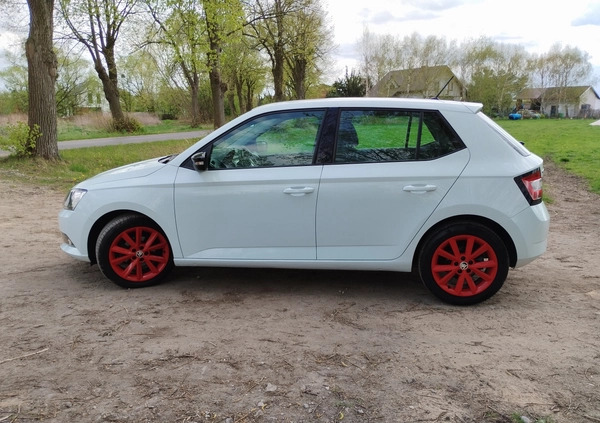 Skoda Fabia cena 37999 przebieg: 60000, rok produkcji 2018 z Wrocław małe 191